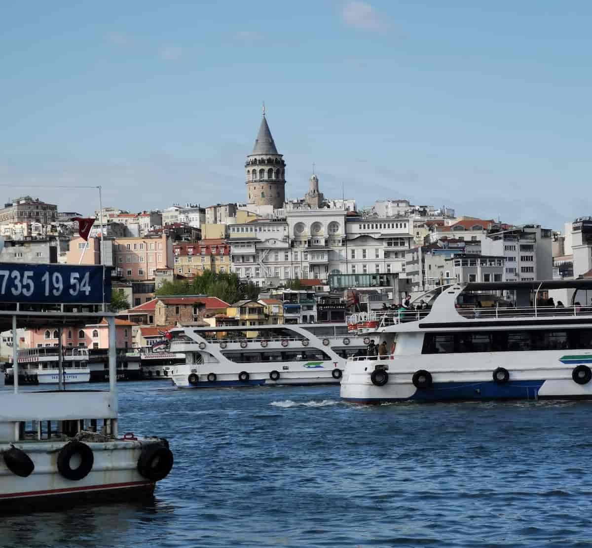 Istanbul asiatica: da Eminonu a Kadıköy, Zuzguncuk, Uskudar, Moda